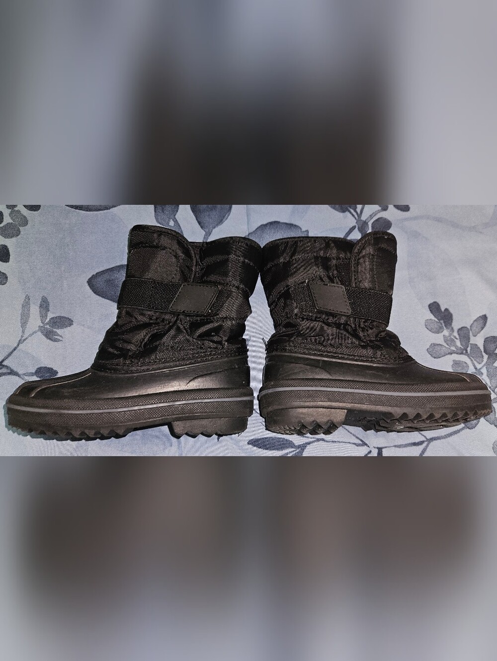Children's Place Black Insulated Snow Boots Size 8